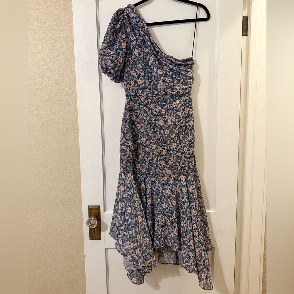 ASTR the Label - One shoulder midi dress